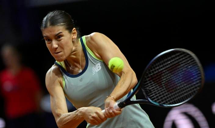 Sorana Cirstea CRO Action Tennis Ladies Porsche Cup Porsche Tennis Grand Prix GP Stuttgart 2024 Porsche Arena 16 04 2024 DFL REGULATIONS PROHIBIT ANY USE OF PHOTOGRAPHS AS IMAGE SEQUENCES AND OR QUASI VIDEO Porsche Tennis Grand Prix GP Stuttgart 2024