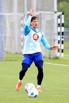 DEU, DFL, 2 FBL Hertha BSC, Training, 16 04 2024, Sportforum, Berlin, DEU, DFL, 2 FBL Hertha BSC, Training, in the picture Fabian Reese Hertha BSC Berlin 11 DFL regulations prohibit any use of Photographs as image sequences and or quasi video Foto Juergen Engler nordphoto GmbH nordphotoxGmbHx xEngler nph00076