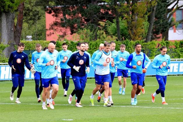 DEU, DFL, 2 FBL Hertha BSC, Training, 16 04 2024, Sportforum, Berlin, DEU, DFL, 2 FBL Hertha BSC, Training, im Bild Hertha Spieler, Auslauftraining, auslaufen nach einem Spiel DFL regulations prohibit any use of Photographs as image sequences and or quasi video Foto Juergen Engler nordphoto GmbH nordphotoxGmbHx xEngler nph00076