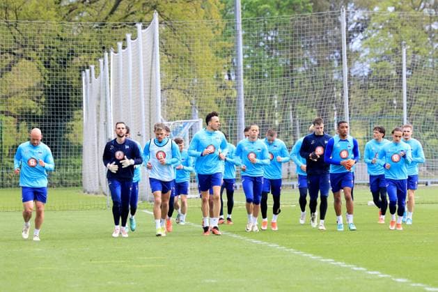 DEU, DFL, 2 FBL Hertha BSC, Training, 16 04 2024, Sportforum, Berlin, DEU, DFL, 2 FBL Hertha BSC, Training, im Bild Hertha Spieler, Auslauftraining, auslaufen nach einem Spiel DFL regulations prohibit any use of Photographs as image sequences and or quasi video Foto Juergen Engler nordphoto GmbH nordphotoxGmbHx xEngler nph00076
