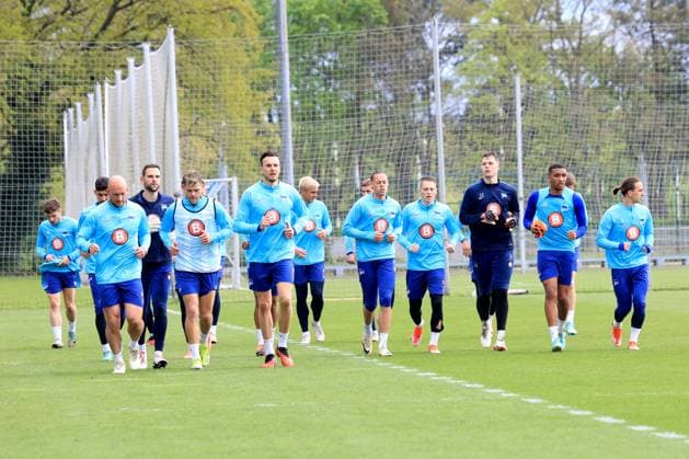 DEU, DFL, 2 FBL Hertha BSC, Training, 16 04 2024, Sportforum, Berlin, DEU, DFL, 2 FBL Hertha BSC, Training, im Bild Hertha Spieler, Auslauftraining, auslaufen nach einem Spiel DFL regulations prohibit any use of Photographs as image sequences and or quasi video Foto Juergen Engler nordphoto GmbH nordphotoxGmbHx xEngler nph00076