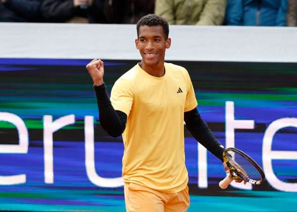 Felix Auger Aliassime CAN cheers after the win, jubilation, joy, emotion Tennis BMW Open 2024 ATP MTTC Iphitos Munich Germany April 16, 2024 Copyright: xJuergenxHasenkopfx