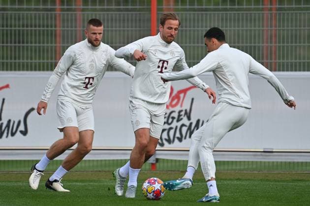 from left Jamal MUSIALA Bayern Muenchen , Harry KANE Bayern Muenchen , Eric DIER Bayern Muenchen , action,duel final training on 16 04 2024 before the soccer Champions League quarterfinal FC Bayern Muenchen Arsenal London on 17 04 2024, A L L I A N Z A R E N A
