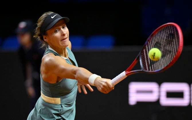 Tatjana Maria GER Action Tennis Ladies Porsche Cup Porsche Tennis Grand Prix GP Stuttgart 2024 Porsche Arena 16 04 2024 DFL REGULATIONS PROHIBIT ANY USE OF PHOTOGRAPHS AS IMAGE SEQUENCES AND OR QUASI VIDEO Porsche Tennis Grand Prix GP Stuttgart 2024