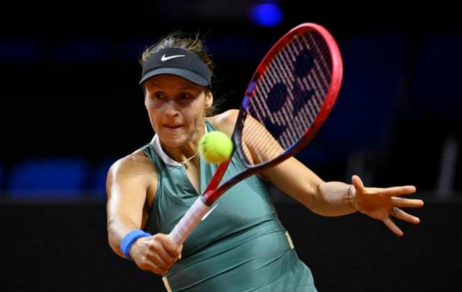 Tatjana Maria GER Action Tennis Ladies Porsche Cup Porsche Tennis Grand Prix GP Stuttgart 2024 Porsche Arena 16 04 2024 DFL REGULATIONS PROHIBIT ANY USE OF PHOTOGRAPHS AS IMAGE SEQUENCES AND OR QUASI VIDEO Porsche Tennis Grand Prix GP Stuttgart 2024
