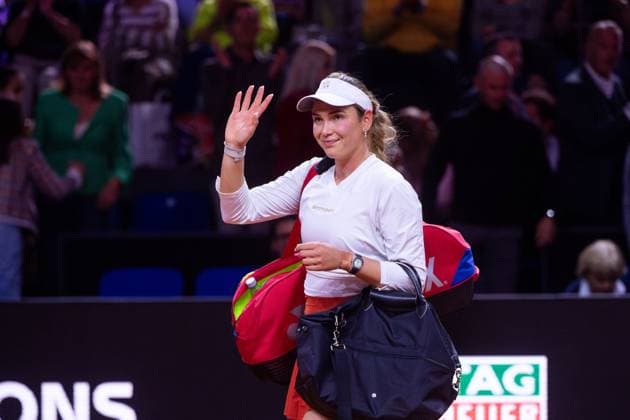 Donna Vekic Croatia in the picture disappointed about the defeat, Marketa Vondrousova Czech Republic vs Donna Vekic Croatia , GER, Porsche Tennis Grand Prix Stuttgart, WTA 500, 16 04 2024 GER, Porsche Tennis Grand Prix, WTA 500, 16 04 2024 Stuttgart Copyright: xEibner-Pressefoto Memmlerx EP_MMR