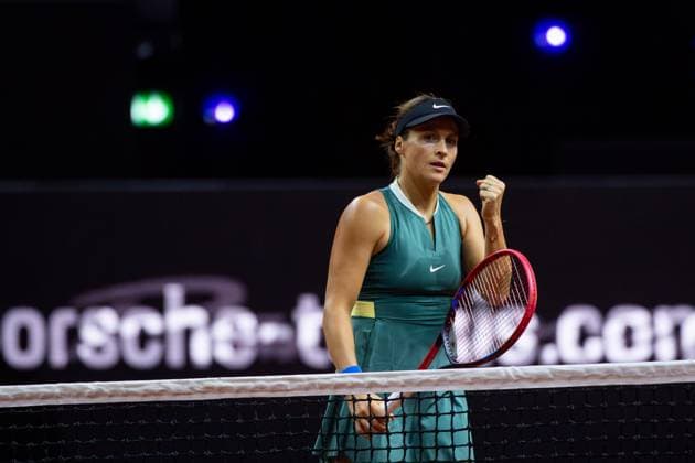 Tatjana Maria Germany in the picture is happy, Tatjana Maria Germany vs Elise Mertens Belgium , Womens Singles, Round 1, GER, Porsche Tennis Grand Prix Stuttgart, WTA 500, 16 04 2024 GER, Porsche Tennis Grand Prix, WTA 500, 16 04 2024 Stuttgart Copyright: xEibner-Pressefoto Memmlerx EP_MMR