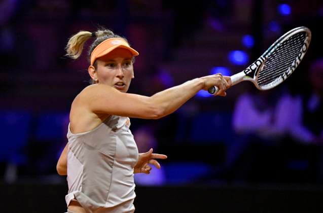 Elise Mertens BEL Action Tennis Ladies Porsche Cup Porsche Tennis Grand Prix GP Stuttgart 2024 Porsche Arena 16 04 2024 DFL REGULATIONS PROHIBIT ANY USE OF PHOTOGRAPHS AS IMAGE SEQUENCES AND OR QUASI VIDEO Porsche Tennis Grand Prix GP Stuttgart 2024