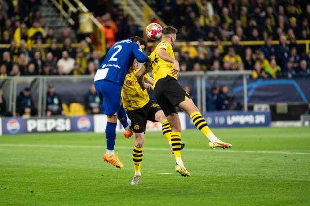 GER, UEFA Champions League, Borussia Dortmund vs AtlÃ tico Madrid Atletico Madrid 16 04 2024, Signal Iduna Park, Dortmund, GER, UEFA Champions League, Borussia Dortmund vs AtlÃ tico Madrid Atletico Madrid In the picture header duel header duel between JosÃ GimÃ nez Jose Gimenez AtlÃ tico Madrid Atletico Madrid, 2 Niclas Füllkrug Fuellkrug BV Borussia Dortmund, 14 nordphotoxGmbHxx xChristianxSchulze nph000300