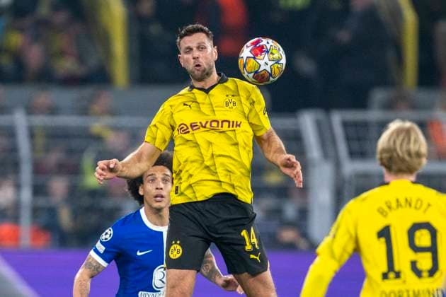Soccer Champions League quarter-final second leg, Borussia Dortmund Atletico Madrid on 16 April 2024 at Signal Iduna Park Dortmunds Niclas Füllkrug fights for the ball IMPORTANT NOTE In accordance with UEFA regulations, it is prohibited to use or have used photographs taken in the stadium and or of the match in the form of sequential images and or video-like photo series Copyright: xKirchner DavidxInderliedx