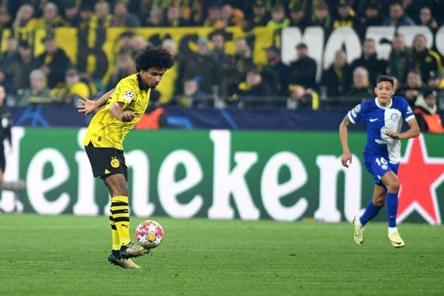 16 04 2024, Dortmund, Germany, Signal Iduna Park, Borussia Dortmund vs Atletico Madrid UEFA Champions League 2023 24 Quarter final Second Leg, Karim Adeyemi Borussia Dortmund in action, on the ball, single action Photo Ralf Treese Dortmund Signal Iduna Park North Rhine Westphalia Germany 521_BVBATM20240416_006 Treese-521