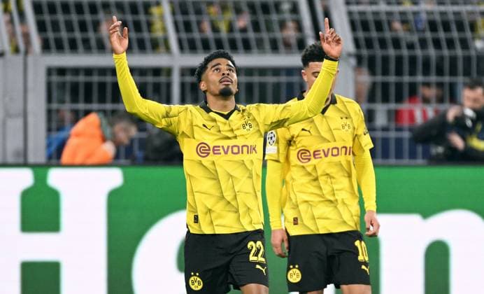 Football, Champions League, Germany, Men, Season 2023 2024, Quarter-final second leg, Signal Iduna Park Dortmund Bor Dortmund Atletico Madrid Celebration Ian Maatsen BVB after his goal for 2 0 Celebration, joy, action UEFA REGULATES PROHIBIT ANY USE OF PHOTOGRAPHS AS IMAGE SEQUENCES AND OR QUASI VIDEO