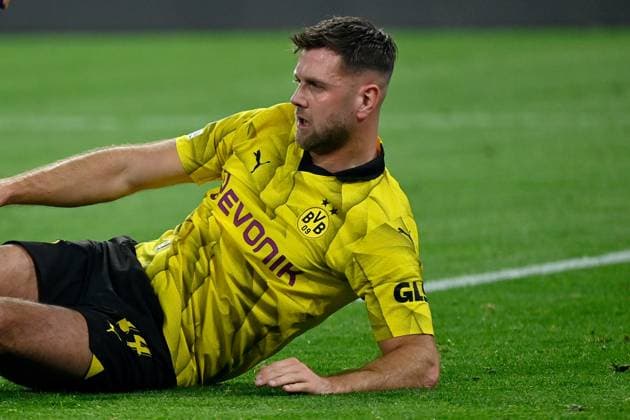 16 04 2024, xjrdrx, football UEFA Champions League, Borussia Dortmund Atletico Madrid emspor, v l Niclas Füllkrug Borussia Dortmund injured injury with pain on the ground DFL DFB REGULATIONS PROHIBIT ANY USE OF PHOTOGRAPHS as IMAGE SEQUENCES and or QUASI VIDEO Dortmund