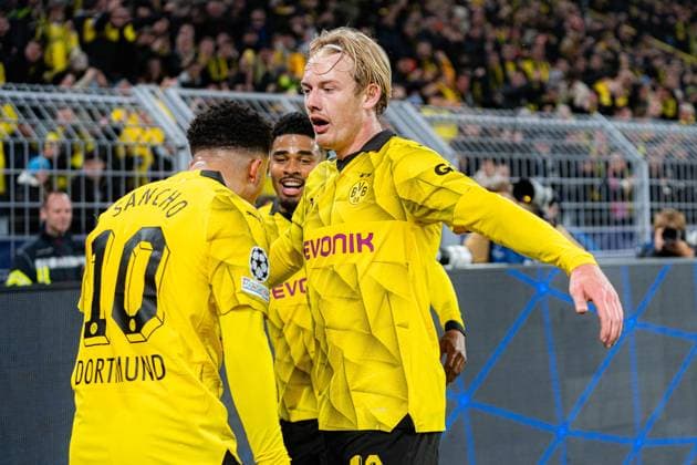 Goal for 1 0 by Julian Brandt Borussia Dortmund, 19 Borussia Dortmund vs Atletico Madrid, Football, UEFA Champions League, Quarter-final quarter-final, 16 04 2024 DFL REGULATIONS PROHIBIT ANY OUSE OF PHOTOGRAPHS AS IMAGE SEQUENCES AND OR QUASI VIDEO Borussia Dortmund vs Atletico Madrid, Football, UEFA Champions League, Quarter-final quarter-final, 16 04 2024 Dortmund Copyright: xEibner-Pressefoto BahhoxKarax EP_BVB
