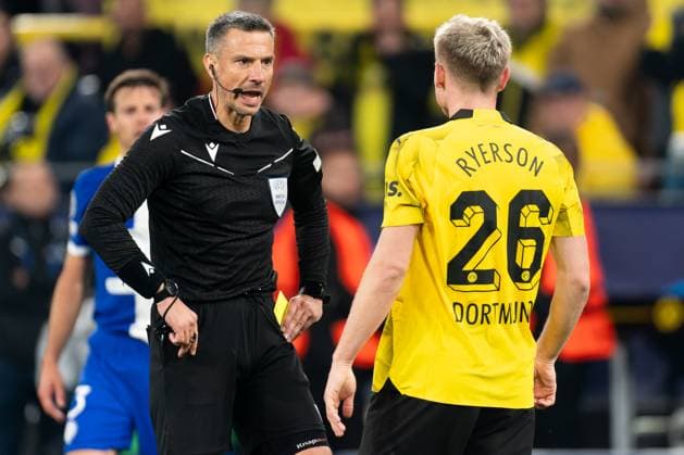 2024-04-16 Borussia Dortmund v Atletico Madrid - Quarter-final Second Leg - UEFA Champions League 2023 24 DORTMUND, GERMANY - APRIL 16: Referee Slavko Vincic interacts with Julian Ryerson of Borussia Dortmund during the Quarter-final Second Leg - UEFA Champions League 2023 24 match between Borussia Dortmund and Atletico Madrid at Signal Iduna Park on April 16, 2024 in Dortmund, Germany. (Photo by Joris Verwijst BSR Agency) Dortmund Germany Content not available for redistribution in The Netherlands directly or indirectly through any third parties. Copyright: xBSRxAgencyx