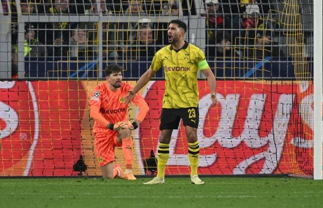 v re , Emre Can Borussia Dortmund , Goalkeeper Gregor Kobel Borussia Dortmund after the 2 2 16 04 2024, Football Champions League, Season 2023 2024, Quarter-final second leg, Borussia Dortmund Atletico Madrid Dortmund Signal Iduna Park Nordrhein Westfalen Germany Team2