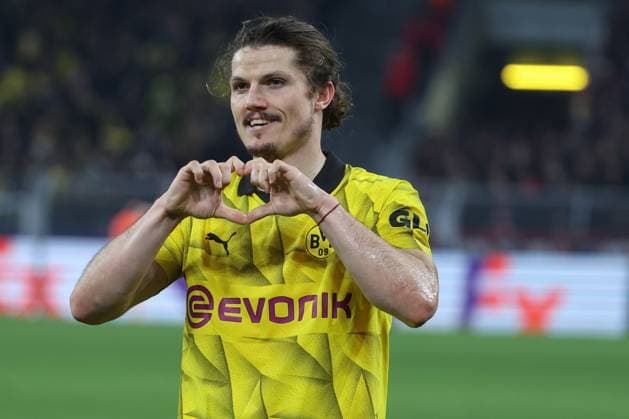 Champions League Borussia Dortmund Atletico Madrid on 16 04 2024 at Signal Iduna Park in Dortmund Cheers, goal celebration, goal scorer, goal scorer Marcel Sabitzer Dortmund 20 cheers after his goal to make it 4 to 2 MH