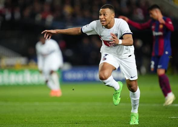 ESP: FC Barcelona, Barca v Paris Saint Germain PSG UEFA Champions League match. Quarter-finals Kilian Mbappe of Paris Saint-Germain celebrates the 1-3 during the UEFA Champions League match, Quarter-finals, second leg, between FC Barcelona v Paris Saint Germain PSG played at Lluis Companys Stadium on April 16, 2024 in Barcelona Spain. kpng Copyright: xBaguxBlancox xPRESSINPHOTOx PS_240416_061