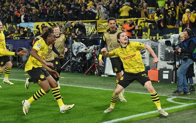 Jubel 4 2 Marcel Sabitzer Borussia Dortmund , re 16 04 2024, Football Champions League, Season 2023 2024, Quarter-final second leg, Borussia Dortmund Atletico Madrid Dortmund Signal Iduna Park Nordrhein Westfalen Germany Team2