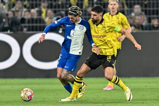 from left in duel Rodrigo De Paul 5, Atletico Madrid Emre Can 23, Borussia Dortmund 17 04 2024 Soccer, Champions League, Borussia Dortmund vs Atletico Madrid, Signal Iduna Park, Dortmund, NRW Germany Copyright: xpepphotox xHorstxMauelshagenx pep00321, pep_20240417_hm