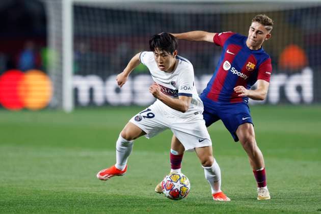 Kang-in Lee (PSG), APRIL 16, 2024 - Football Soccer : UEFA Champions League round of 8 2nd leg match between FC Barcelona, Barca 1-4 Paris Saint-Germain at the Estadi Olimpic Lluis Companys in Barcelona, Spain. Noxthirdxpartyxsales  (250393900)