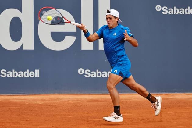 Sebastian Baez (ARG), APRIL16, 2024 - Tennis : Sebastian Baez during singles 2nd round match against Matteo Arnaldi on the Barcelona Open Banc Sabadell tennis tournament at the Real Club de Tenis de Barcelona in Barcelona, Spain. Noxthirdxpartyxsales  (250419311)