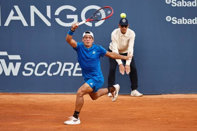 Sebastian Baez (ARG), APRIL16, 2024 - Tennis : Sebastian Baez during singles 2nd round match against Matteo Arnaldi on the Barcelona Open Banc Sabadell tennis tournament at the Real Club de Tenis de Barcelona in Barcelona, Spain. Noxthirdxpartyxsales  (250419360)