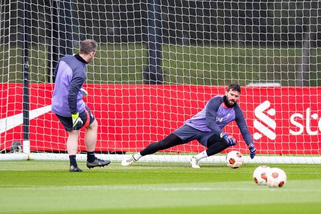 Football - UEFA Europa League - Quarter-Final 2nd Leg - BC Atalanta v Liverpool FC - MD-1 LIVERPOOL, ENGLAND - Wednesday, April 17, 2024: Liverpool s goalkeeper Alisson Becker during a training session at the AXA Training Centre ahead of the UEFA Europa League Quarter-Final 2nd Leg match between BC Atalanda and Liverpool FC. (Photo by Jessica Hornby Propaganda) LIVERPOOL AXA Training Centre MERSEYSIDE ENGLAND  Copyright: xDavidxRawcliffex P2024-04-17-LFC_Training_Atalanta-9