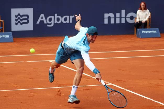 Barcelona Open Banc Sabadell 2024 - Day Three Andrea Vavassori is playing against Roberto Bautista Agut in the round of 32 of the Barcelona Open Banc Sabadell, 71st Conde de Godo Trophy, at the Real Club de Tennis Barcelona 1899, in Barcelona, Spain, on April 17, 2024. Barcelona Barcelona Spain  Copyright: xUrbanandsportx originalFilename:urbanandsport-barcelon240417_nphwx.jpg