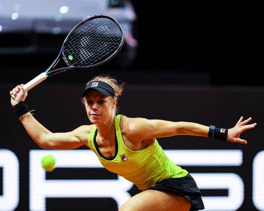 Laura Siegemund GER Marta Kostyuk UKR vs Laura Siegemund GER GER Porsche Tennis Grand Prix GP Stuttgart 2024, Porsche Arena, 17 04 2024 GER Porsche Tennis Grand Prix GP Stuttgart 2024 Porsche Arena, 17 04 2024 Stuttgart Copyright: xEibner-Pressefoto RogerxBuerkex EP