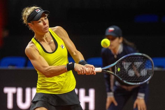 Laura Siegemund GER xettx,Germany, Stuttgart, 17 04 2024, Tennis, Porsche Tennis Grand Prix, Day 5, 2024, Round 1, M Kostyuk L Siegemund, Porsche Arena Photo A2 Bildagentur Peter Hartenfelser