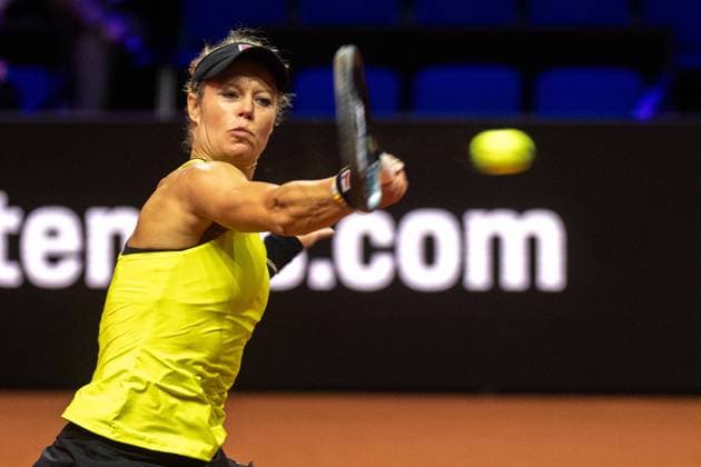 Laura Siegemund GER xettx,Germany, Stuttgart, 17 04 2024, Tennis, Porsche Tennis Grand Prix, Day 5, 2024, Round 1, M Kostyuk L Siegemund, Porsche Arena Photo A2 Bildagentur Peter Hartenfelser