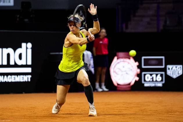 Laura Siegemund GER Marta Kostyuk UKR vs Laura Siegemund GER GER Porsche Tennis Grand Prix GP Stuttgart 2024, Porsche Arena, 17 04 2024 GER Porsche Tennis Grand Prix GP Stuttgart 2024 Porsche Arena, 17 04 2024 Stuttgart Copyright: xEibner-Pressefoto RogerxBuerkex EP