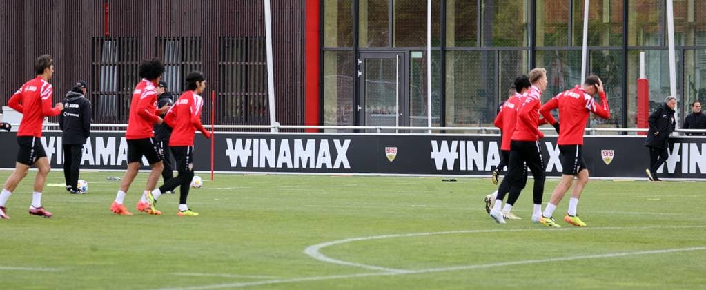 17 04 24 VfB Stuttgart Training Germany, Stuttgart, 17 04 2024, Football, Bundesliga, VfB Stuttgart Training Winamax Bande