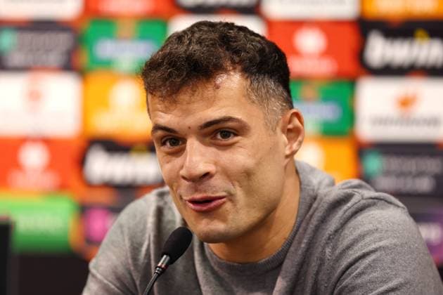 Leverkusen Pressekonferenz 17. April 2024, London EUROPA League Bayer 04 Leverkusen Pressekonferenz Granit Xhaka von Leverkusen Foto Charlotte Wilson Abseits London UK  Copyright: xCharlottexWilsonx xOffsidexOffside