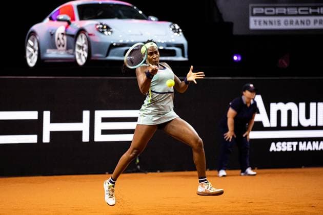 Coco Gauff USA Sachia Vickery USA vs Coco Gauff USA GER Porsche Tennis Grand Prix GP Stuttgart 2024, Porsche Arena, 17 04 2024 GER Porsche Tennis Grand Prix GP Stuttgart 2024 Porsche Arena, 17 04 2024 Stuttgart Copyright: xEibner-Pressefoto RogerxBuerkex EP