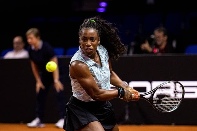 Sachia Vickery USA Sachia Vickery USA vs Coco Gauff USA GER Porsche Tennis Grand Prix GP Stuttgart 2024, Porsche Arena, 17 04 2024 GER Porsche Tennis Grand Prix GP Stuttgart 2024 Porsche Arena, 17 04 2024 Stuttgart Copyright: xEibner-Pressefoto RogerxBuerkex EP