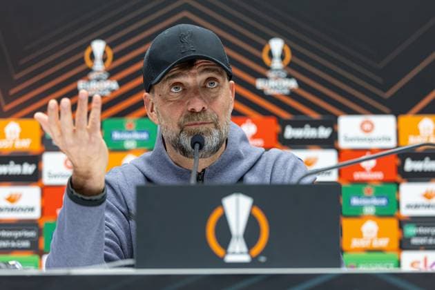 Football - UEFA Europa League - Quarter-Final 2nd Leg - BC Atalanta v Liverpool FC - MD-1 BERGAMO, ITALY - Wednesday, April 17, 2024: Liverpool s manager Jürgen Klopp during a press conference, PK, Pressekonferenz at the Stadio Atleti Azzurri d Italia ahead of the UEFA Europa League Quarter-Final 2nd Leg match between BC Atalanta and Liverpool FC. (Photo by David Rawcliffe Propaganda) BERGAMO Stadio Atleti Azzurri d Italia LOMBARDY ITALY  Copyright: xDavidxRawcliffex P2024-04-17-Atalanta_Liverpool_MD-1-50