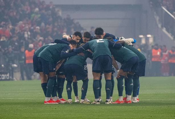 Football, Men, 2023 2024 season, Champions League quarter-final, second leg , FC Bayern Munich Arsenal London, Arsenal in the circle, 17 04 2024, Copyright: xMatthiasxKochx