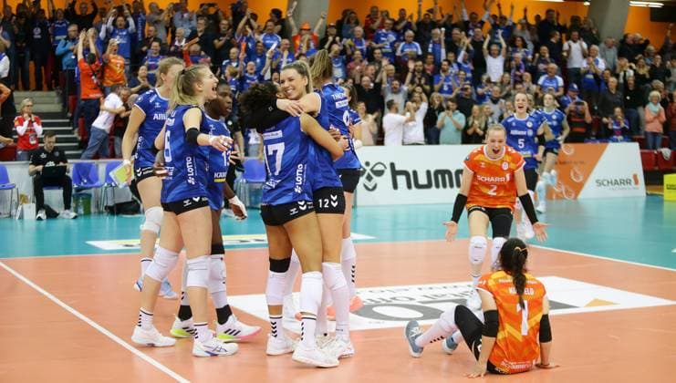 Stuttgart , Volleyball Bundesliga Womens PlayOff Final Game 2, Allianz MTV Stuttgart vs SSC Palmberg Schwerin , Jubel Stuttgart