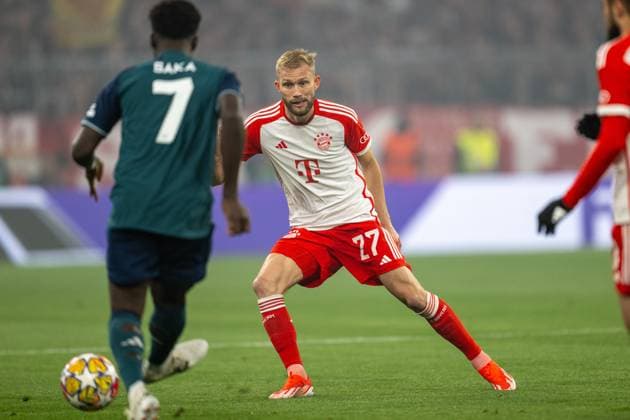 Konrad Laimer 27 FC Bayern Muenchen , FC Bayern Muenchen vs FC Arsenal, Football, Champions League quarter-final second leg, 17 04 2024 DFB regulations prohibit any use of photographs as image sequences and or quasi video Muenchen Bayern Germany Copyright: xkolbert-press UlrichxGamelx