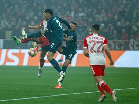 Harry Kane FC Bayern Muenchen, 09 , William Saliba FC Arsenal London, 02 , GER, FC Bayern Muenchen FCB vs FC Arsenal ARS , Football, UEFA Champions League, quarter-final second leg, 2023 2024 season, 17 04 2024, DFB DFL regulations prohibit any use of photographs as image sequences and or quasi video , GER, FC Bayern Muenchen FCB vs FC Arsenal ARS , Football, UEFA Champions League, quarter-final second leg, 2023 2024 season, 17 04 2024 Muenchen Copyright: xEibner-Pressefoto SaschaxWaltherx EP_EER