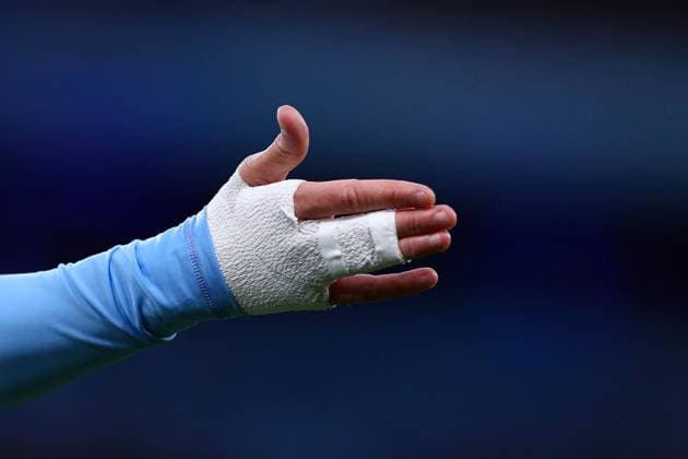 The strapped up fingers of Phil Foden of Manchester City Manchester City v Real Madrid, UEFA Champions League, Quarter Final, Second Leg, Football, Etihad Stadium, Manchester, UK - 17 Apr 2024 EDITORIAL USE ONLY No use with unauthorised audio, video, data, fixture lists, club league logos or live services. Online in-match use limited to 120 images, no video emulation. No use in betting, games or single club league player publications. Copyright: xMattxWest Shutterstockx 14434933av