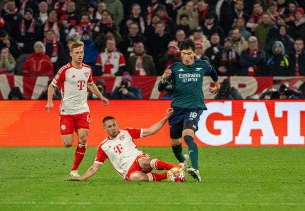 Football, Men, 2023 2024 season, Champions League quarter-final, second leg , FC Bayern Munich Arsenal London, v l Joshua Kimmich FC Bayern Munich , Raphael Guerreiro FC Bayern Munich , Takehiro Tomiyasu FC Arsenal , 17 04 2024, Copyright: xMatthiasxKochx