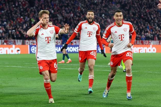 Goal celebration by Joshua Kimmich 6 FC Bayern Muenchen , Noussair Mazraoui 40 FC Bayern Muenchen , Jamal Musiala 42 FC Bayern Muenchen to 1 0, FC Bayern Muenchen vs FC Arsenal, Champions League, football, quarter-final, second leg, 17 04 2024 Muenchen Bayern Germany Copyright: xkolbert-press ChristianxKolbertx