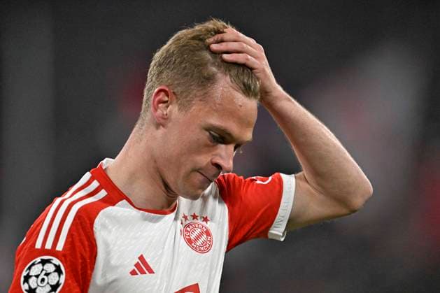 17 04 2024, Football UEFA Champions League 2023 2024 quarter-finals, FC Bayern Munich FC Arsenal London, at the Allianz Arena Munich Joshua Kimmich FC Bayern Munich pensive DFL and DFB regulations prohibit any use of photographs as image sequences and or quasi video