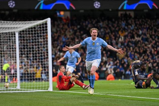 Kevin De Bruyne of Manchester City celebrates after scoring his sides first goal of the match making the score 1-1 (4-4 on aggregate) during the UEFA Champions League semi final return leg football match between Manchester City and Real Madrid at the Etihad Stadium in Manchester England (Will Palmer SPP) Copyright: xWillxPalmer SPPx spp-en-WiPa-WP6_9358