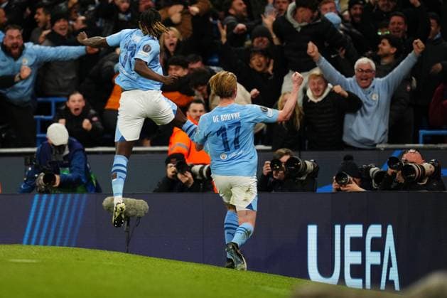 ENG: Manchester City v Real Madrid.UEFA Champions League match. Quarter-finals Kevin De Bruyne of Manchester City celebrates the 1-1 during the UEFA Champions League match, Quarter-finals, second leg, between Manchester City and Real Madrid played at Ethiad Stadium on April 17, 2024 in Manchester Spain. kpng Copyright: xBaguxBlancox xPRESSINPHOTOx PS_240417_003