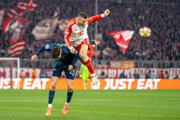 Kai Havertz 29 FC Arsenal , Eric Dier 15 FC Bayern Muenchen , FC Bayern Muenchen vs FC Arsenal, Football, Champions League quarter-final second leg, 17 04 2024 DFB regulations prohibit any use of photographs as image sequences and or quasi video Muenchen Bayern Germany Copyright: xkolbert-press UlrichxGamelx