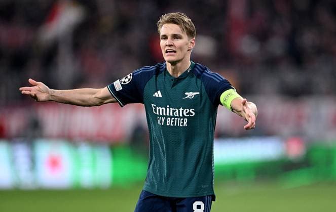 FOOTBALL CHAMPIONS LEAGUE SEASON 2023 2024 Quarter-final second leg FC Bayern Muenchen FC Arsenal London 17 04 2024 Martin Oedegaard FC Arsenal London
